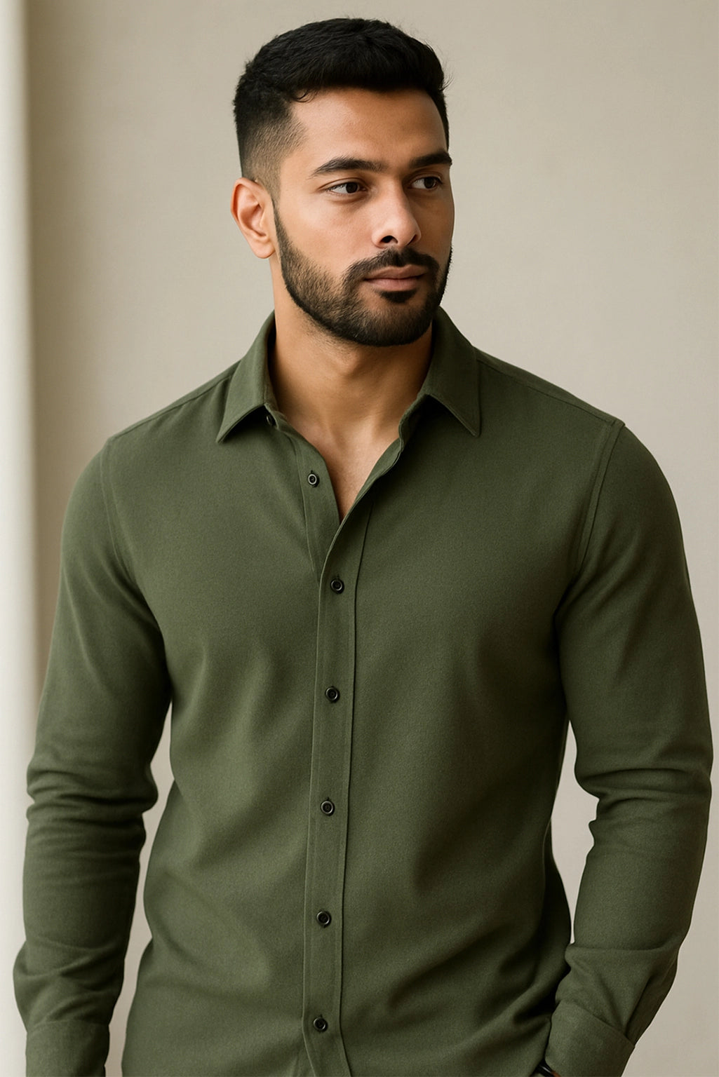 Men Spring And Summer Solid Color Loose Casual Long-Sleeved Shirt Green Color
