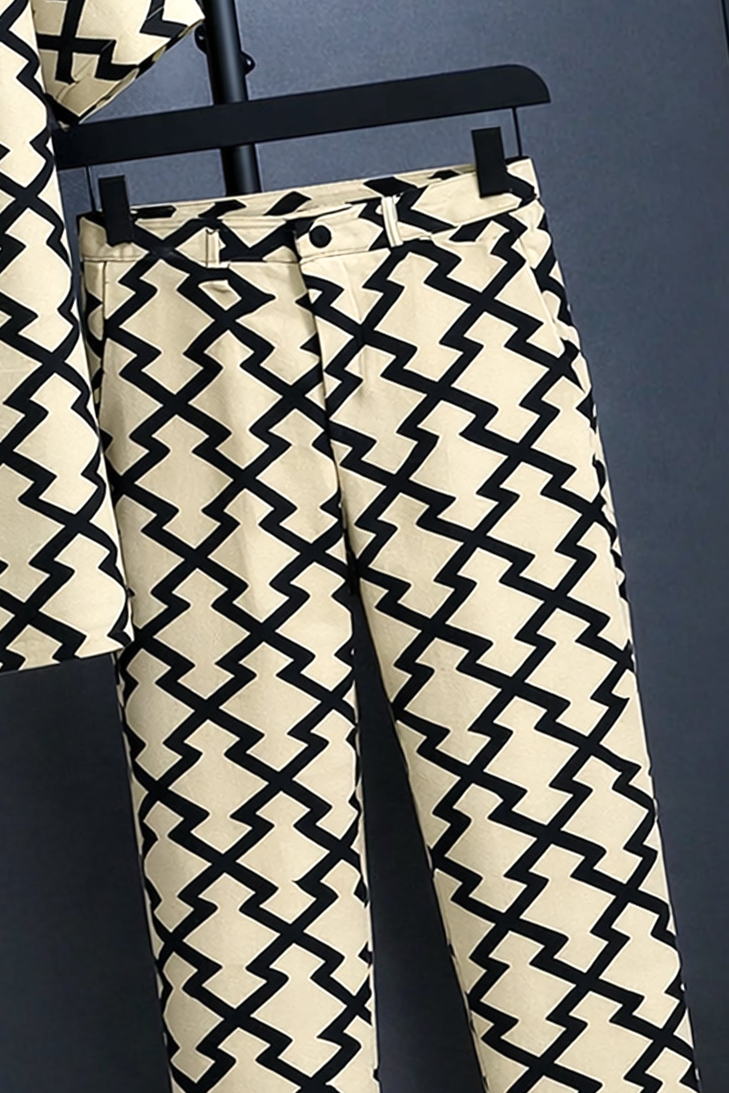 Classy Z Pattern Men's Casual Half Sleeve Shirt and Full Pant Set - XPCRDF