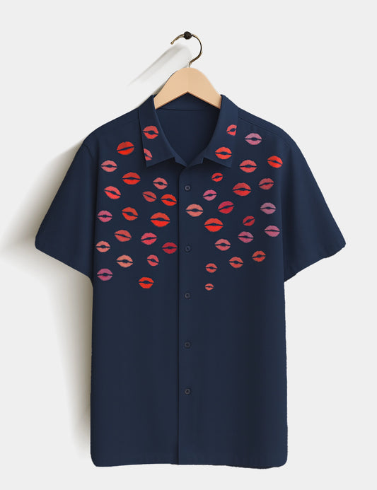Blue Lipstick Printed Essential Everyday Cotton Shirt for Men - XPST