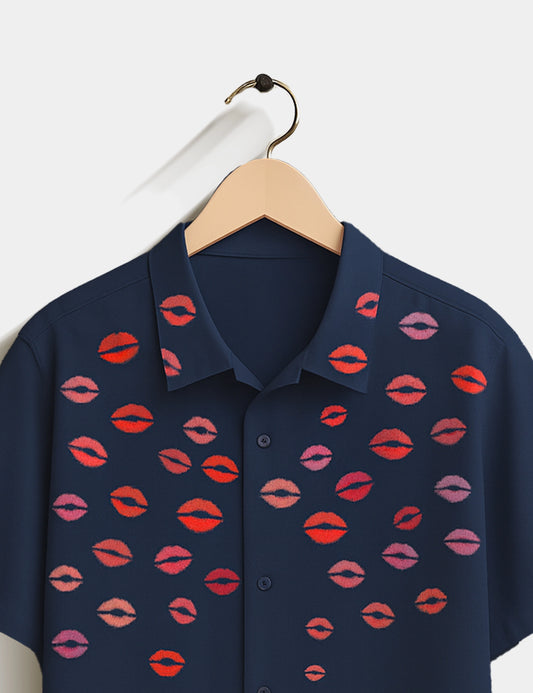Blue Lipstick Printed Essential Everyday Cotton Shirt for Men - XPST