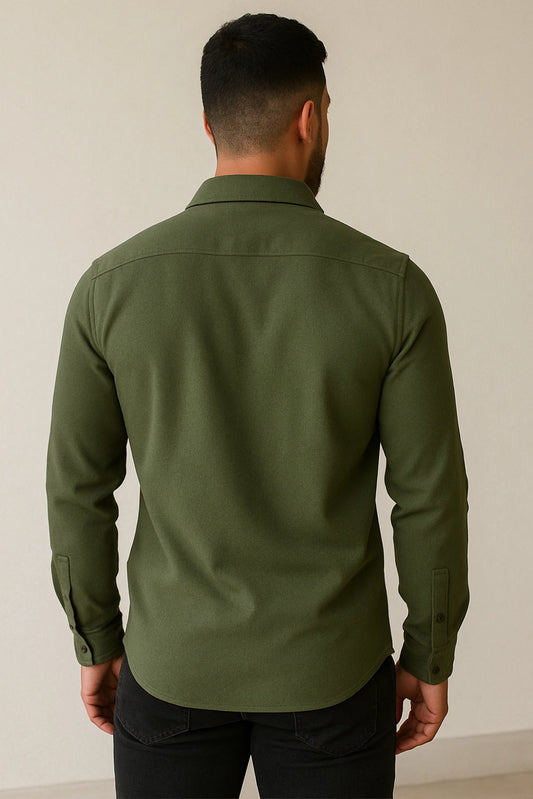 Men Spring And Summer Solid Color Loose Casual Long-Sleeved Shirt Green Color